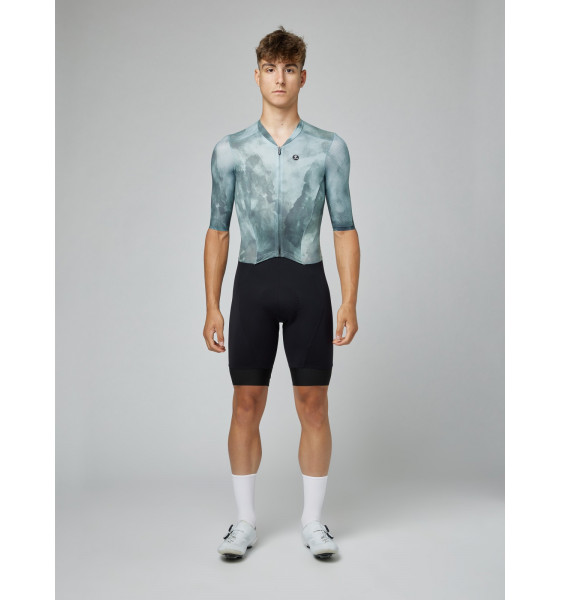 Body Pissei Magistrale UAE